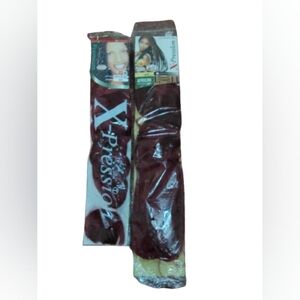 X-Pression Braiding Hair in Burgundy